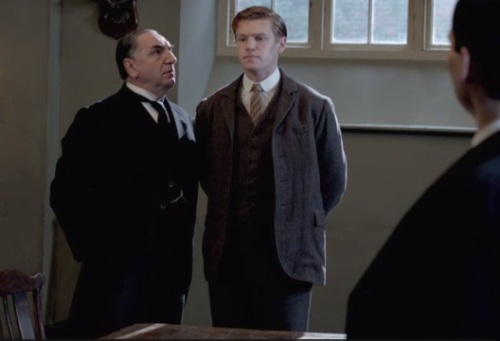 Carson, upset O'Brien bypassed him to get her nephew hired as footman, declares Alfred is too tall for the position.
